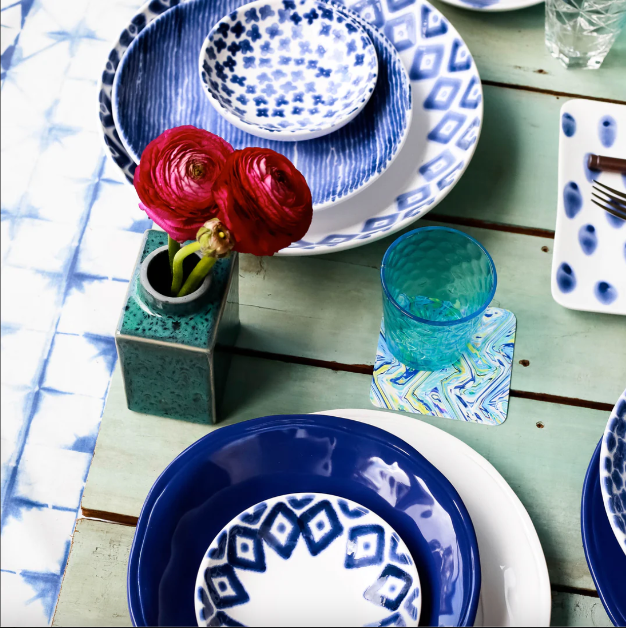 VIETRI Santorini Diamond Medium Serving Bowl
