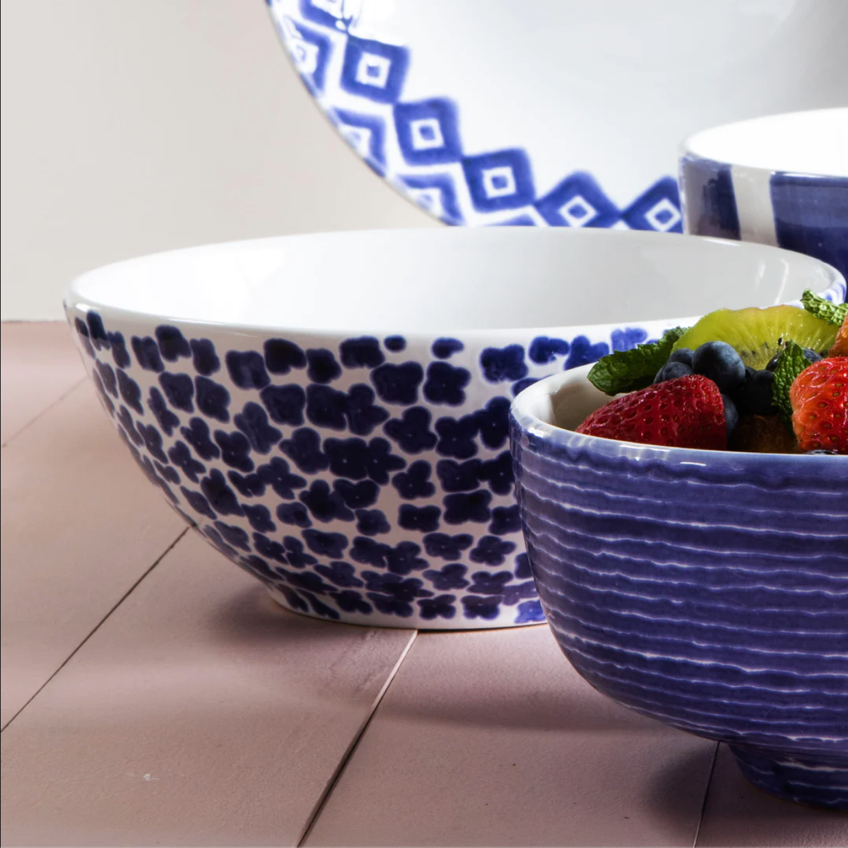 VIETRI Santorini Flower Small Serving Bowl